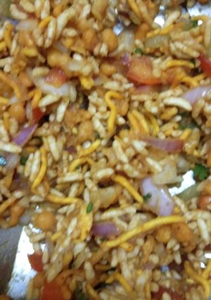 A picture of M's Bhel Puri.