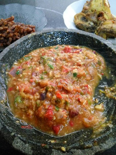 Foto resep Sambal Bawang dan Tomat