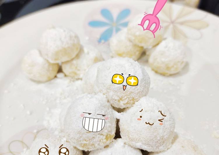 Snow ball Cookies / Kue Putih Salju Keju, lumer tapi kokoh ☃️🐼