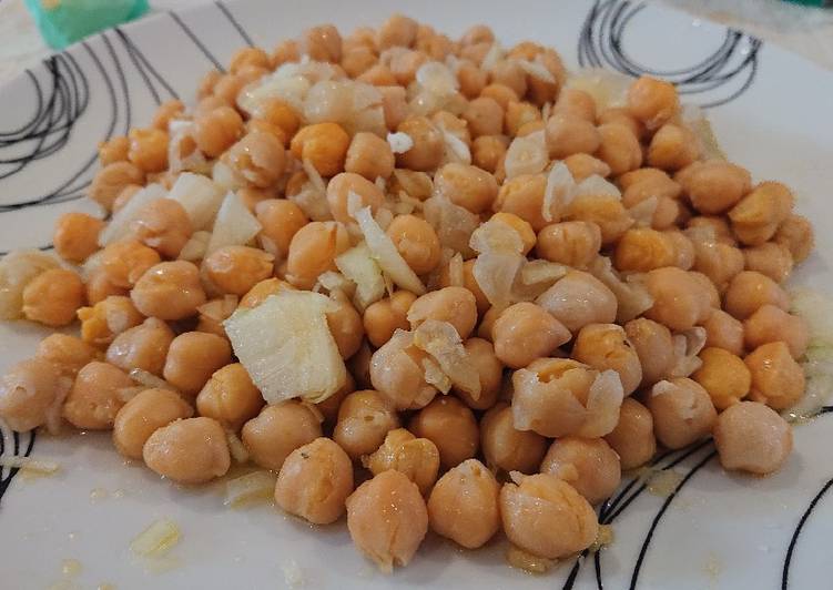 Recipe of Super Quick Homemade Warm Chickpea Salad