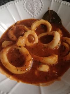 Una foto de Calamares guisados, i-companion
