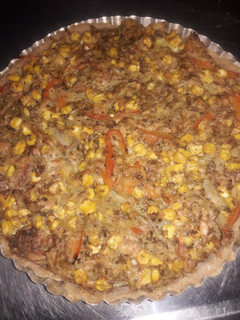 Una foto de Tarta de harina Integral con caballa y choclo
