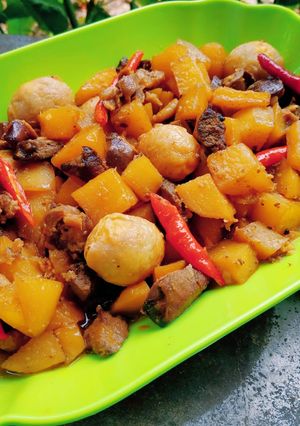 Foto resep Semur telur puyuh rempelo ati& kentang