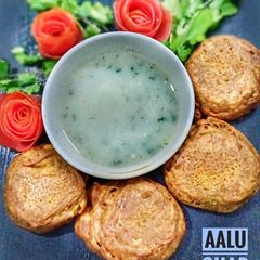 A picture of Aloo Chap / Potato Cake.
