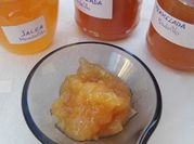 Una foto de mermelada de membrillo