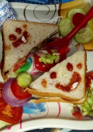 वेज सैंडविच(Veg sandwich recipe in hindi) रेसिपी मुख्य फोटो