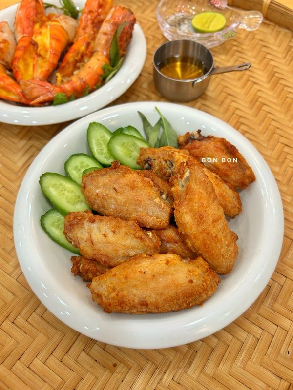 Cánh Gà Chiên Giòn Vị Phô Mai