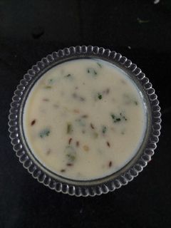 ગુજરાતી કઢી (GujaratI Kadhi Recipe in Gujarati) રેસીપી મુખ્ય ફોટો