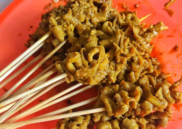 Sate Usus Goreng ala Lamongan