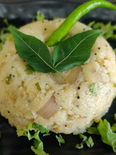 सूजी का उपमा (suji ka upma recipe in Hindi) रेसिपी मुख्य फोटो