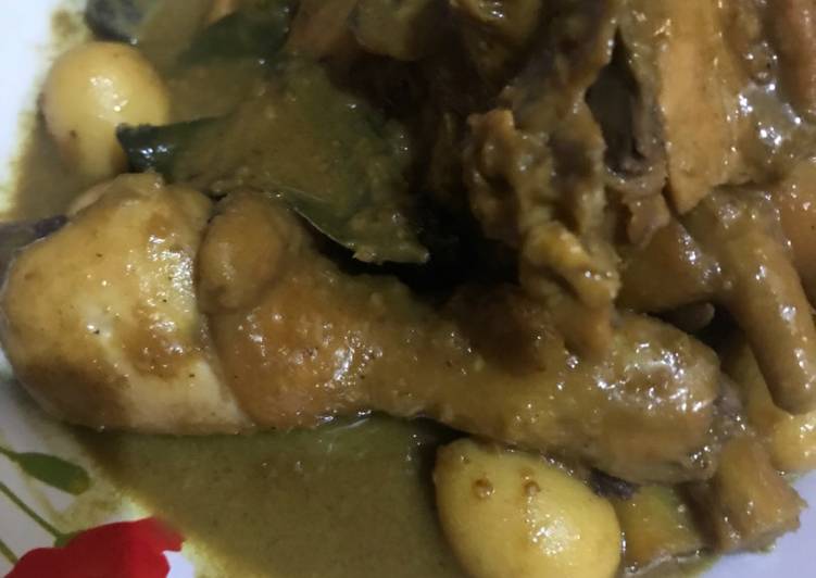 Resep: Di RumahSemur ayam plus telor puyuh