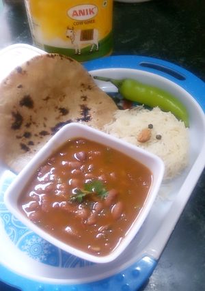 A picture of Rajma Chawal with Chapati Navratri Special.