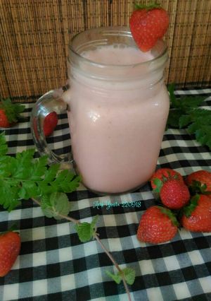 Foto resep Jus Strawberry Pear 🍓🍐