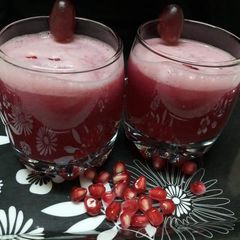 A picture of Pomegranate and Grape Juice.