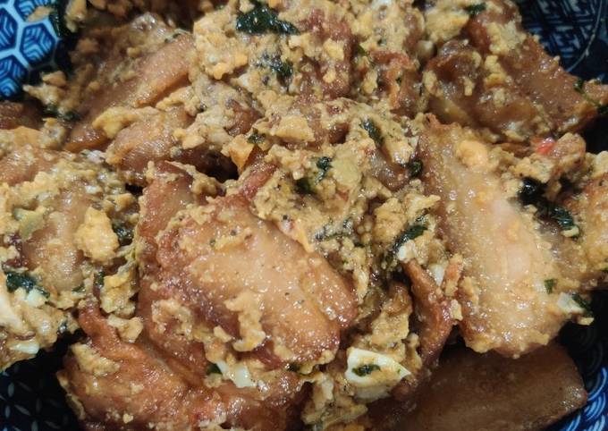 Recipe of Perfect Salted Egg Pork
