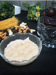 A picture of Khajoor sawaiyan (dates vermicelli).