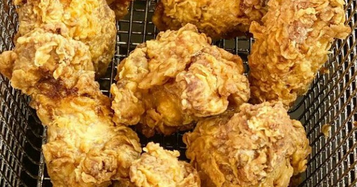 Crispy Fried Chicken Recipe by Meher Naz - Cookpad