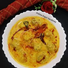 A picture of Kadhi Pakora (Rajasthani Kadhi).