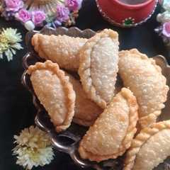 करंजी (karanji recipe in Hindi)-レシピのメイン写真