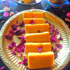 A picture of Mango Mysorepak.