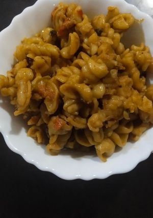 பிரியாணி ஸ்டைல் பாஸ்தா(biryani pasta recipe in tamil) செய்முறை முக்கிய புகைப்படம்
