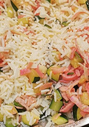 Une photo de Riz sauté aux courgettes et jambon