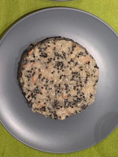 Una foto de Tartare de langosta y caviar