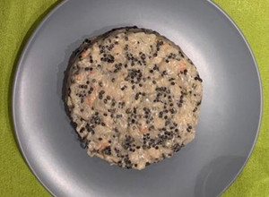 Una foto de Tartare de langosta y caviar