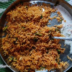 A picture of Vegetable Pulao.