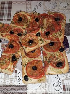 صورة لوصفة بيتزا فوقاص