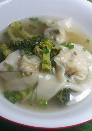 Foto resep Wonton soup / pangsit kuah