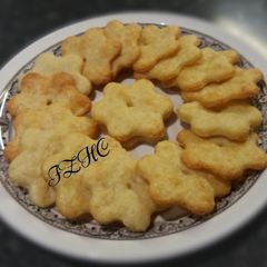A picture of 🧀🍪Homemade Cheese Crackers🧀🍪.