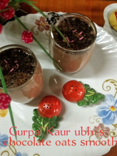 A picture of Chocolate oats smoothie 🥤.