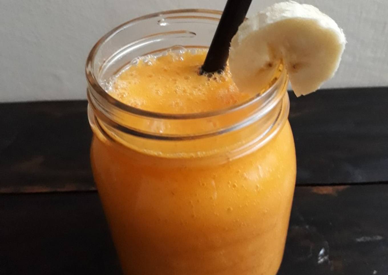 Mango Carrot Smoothie