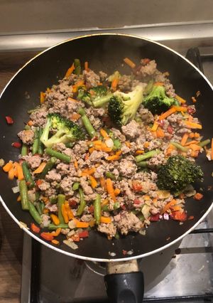 Wok mix darált pulykamellel recept fotója
