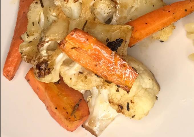 Pan Roasted Cauliflower and Carrots 🥦 🥕