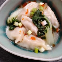 A picture of Dumpling soup in miso broth.