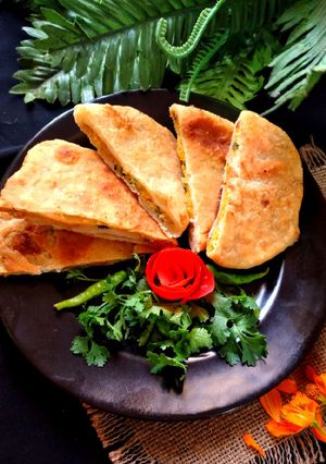 ডাল - সুজির পুরি রেসিপির প্রধান ছবি