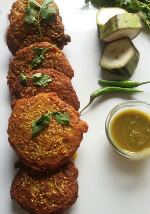 A picture of Raw banana tikki.