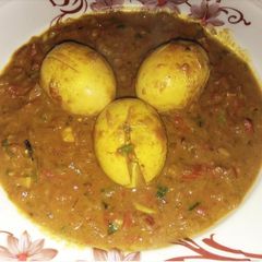 A picture of Classic egg curry #4weekschallenge #myfavouriteeasterdishcontest.