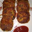 Aloo tikki with tomato sauce