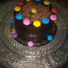 A picture of Oreo biscuit cake.