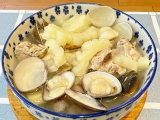 苦瓜排骨湯(有蛤蜊版)