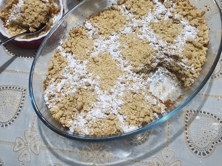 Easy Steps to Make Apple crumble which So Delicious