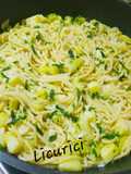 Spaghetti con patate e zucchini (cartof și dovlecel)