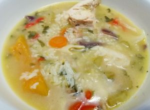 Una foto de Aguadito de Pollo, Calabaza & Ñame