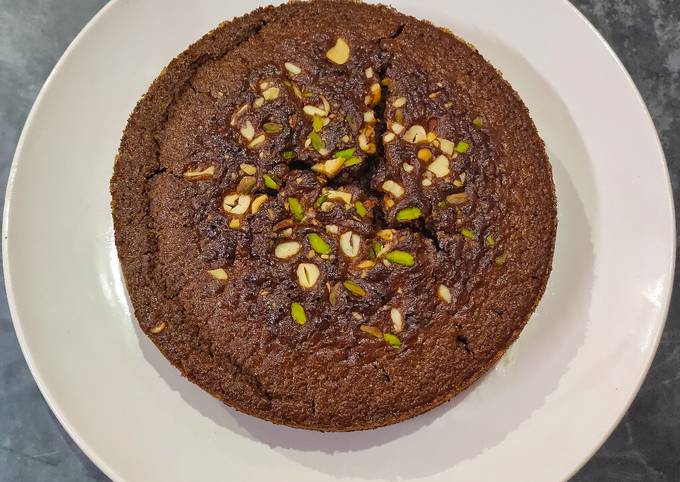 Parle-G Biscuit Cake-Quick Biscuit Cake Recipe-Hide and Seek Eggless  Steamed Biscuit Cake - Padhuskitchen