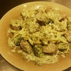A picture of Garlic & Cheese Sausage with Broccoli and Gorgonzola Cream Sauce.