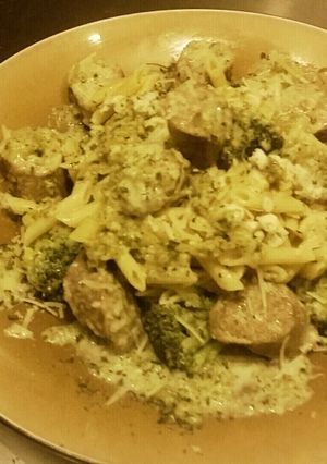 A picture of Garlic & Cheese Sausage with Broccoli and Gorgonzola Cream Sauce.