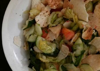 Easiest Way to Prepare Yummy Fattush Salad Vegan